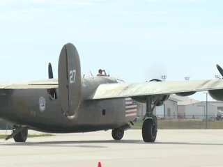Rare World War II bombers visit Tulsa museum to inspire visitors