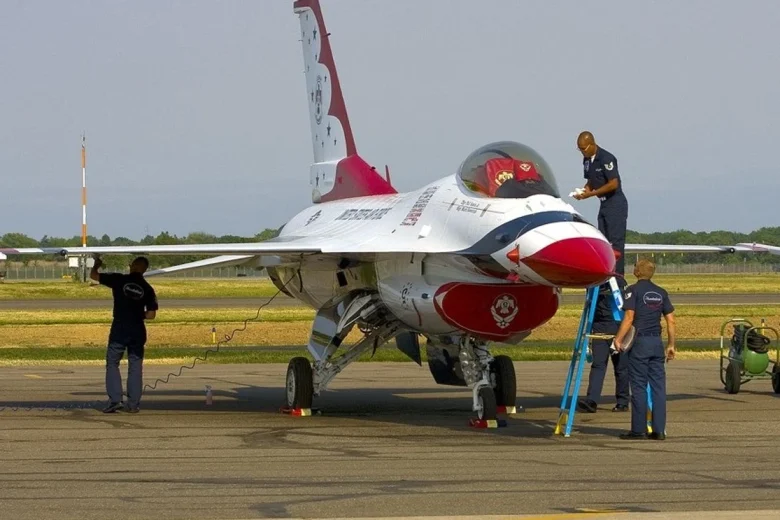 Tulsa Air and Space Museum seeks $60,000 to acquire F-16 Thunderbird